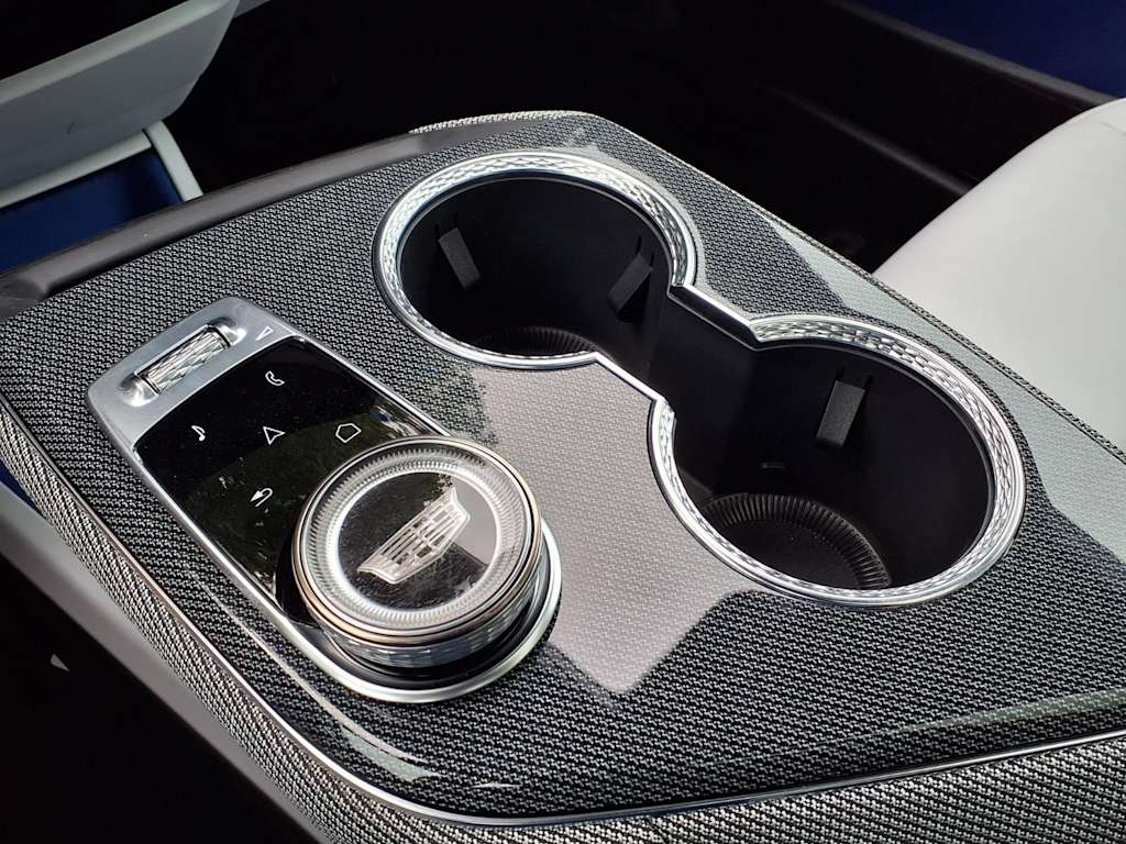 Thumbnail: 2027 Cadillac Optiq - 21