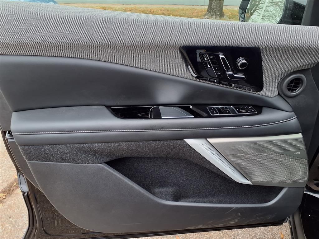 Thumbnail: 2026 Cadillac Optiq - 16