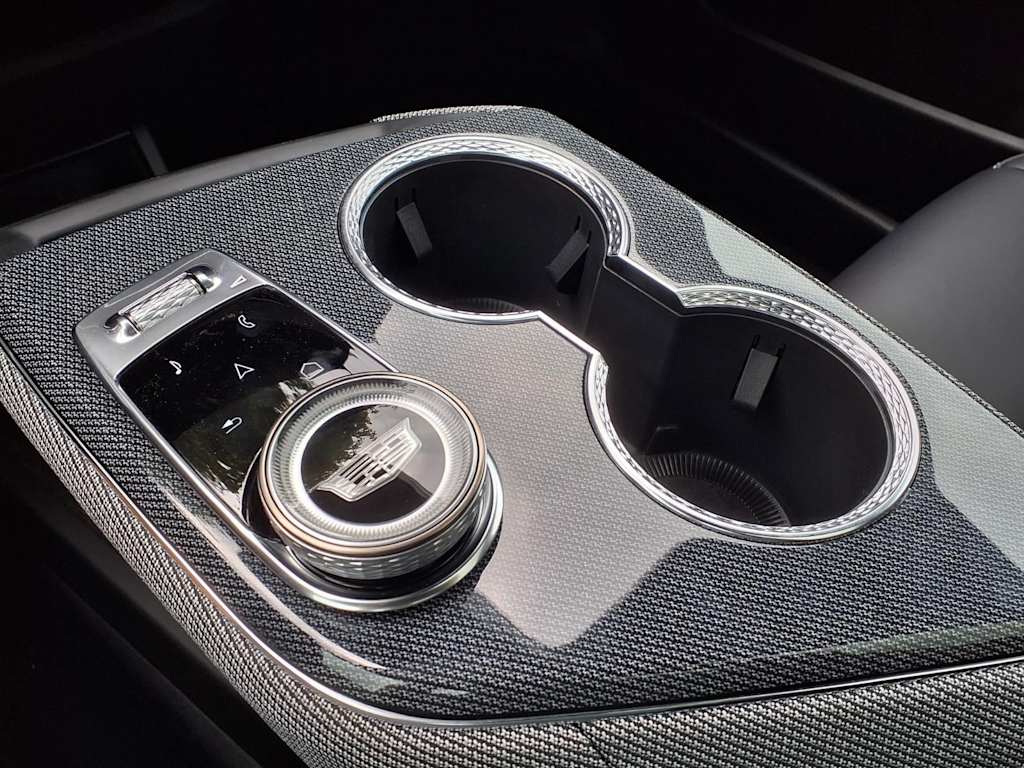 Thumbnail: 2026 Cadillac Optiq - 10