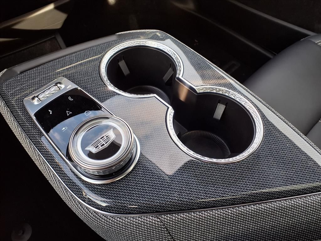 Thumbnail: 2026 Cadillac Optiq - 11