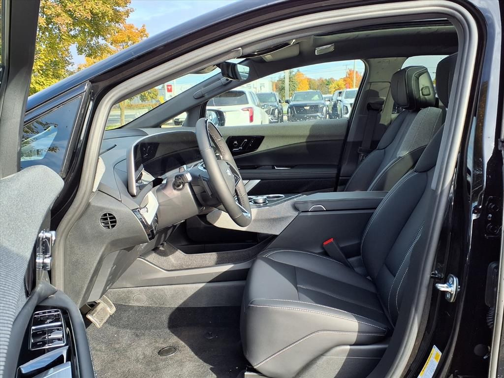 Thumbnail: 2026 Cadillac Optiq - 8