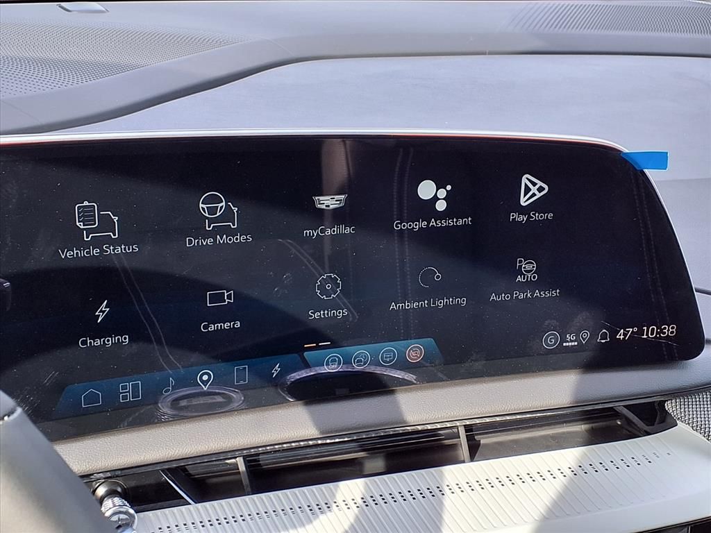 Thumbnail: 2026 Cadillac Optiq - 20