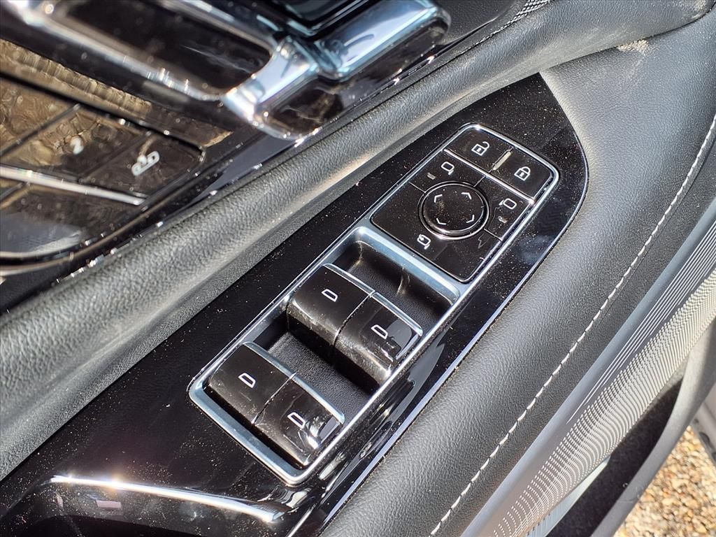 Thumbnail: 2026 Cadillac Optiq - 16