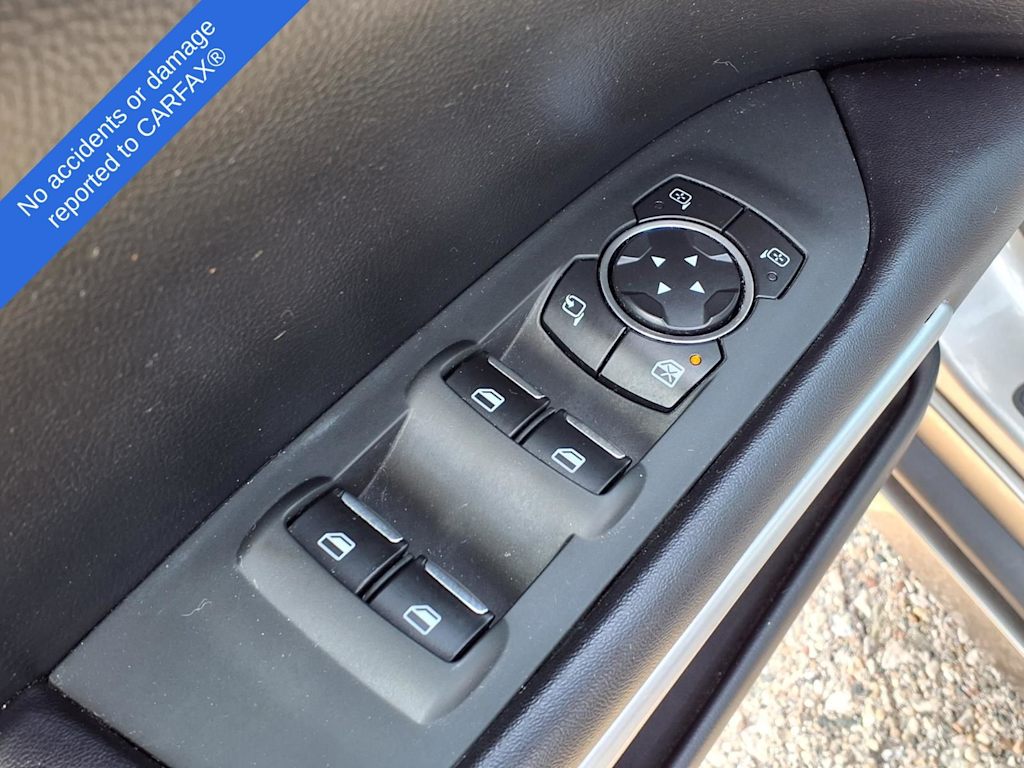 Thumbnail: 2016 Lincoln MKZ - 19
