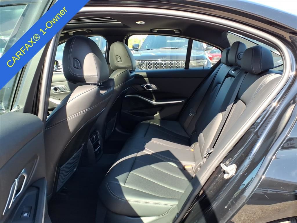 Thumbnail: 2023 BMW 3 Series - 10