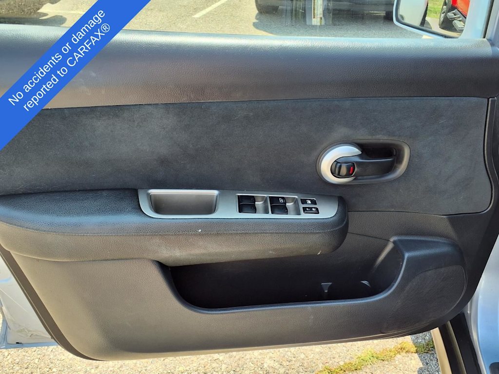 Thumbnail: 2012 Nissan Versa - 17