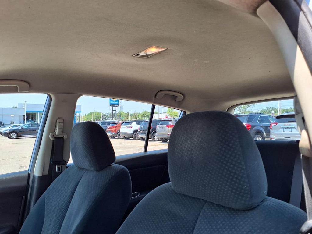 Thumbnail: 2012 Nissan Versa - 21