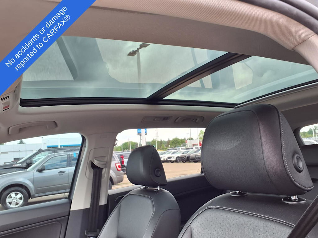 Thumbnail: 2018 Volkswagen Tiguan - 22