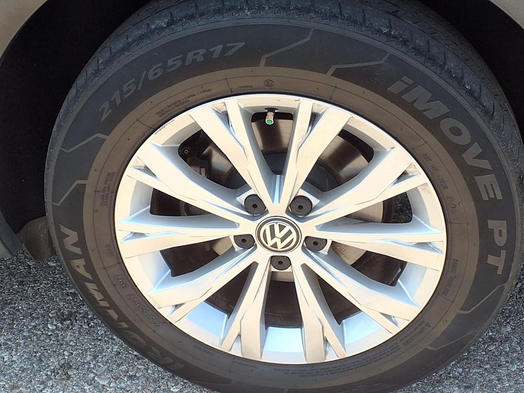Thumbnail: 2019 Volkswagen Tiguan - 7