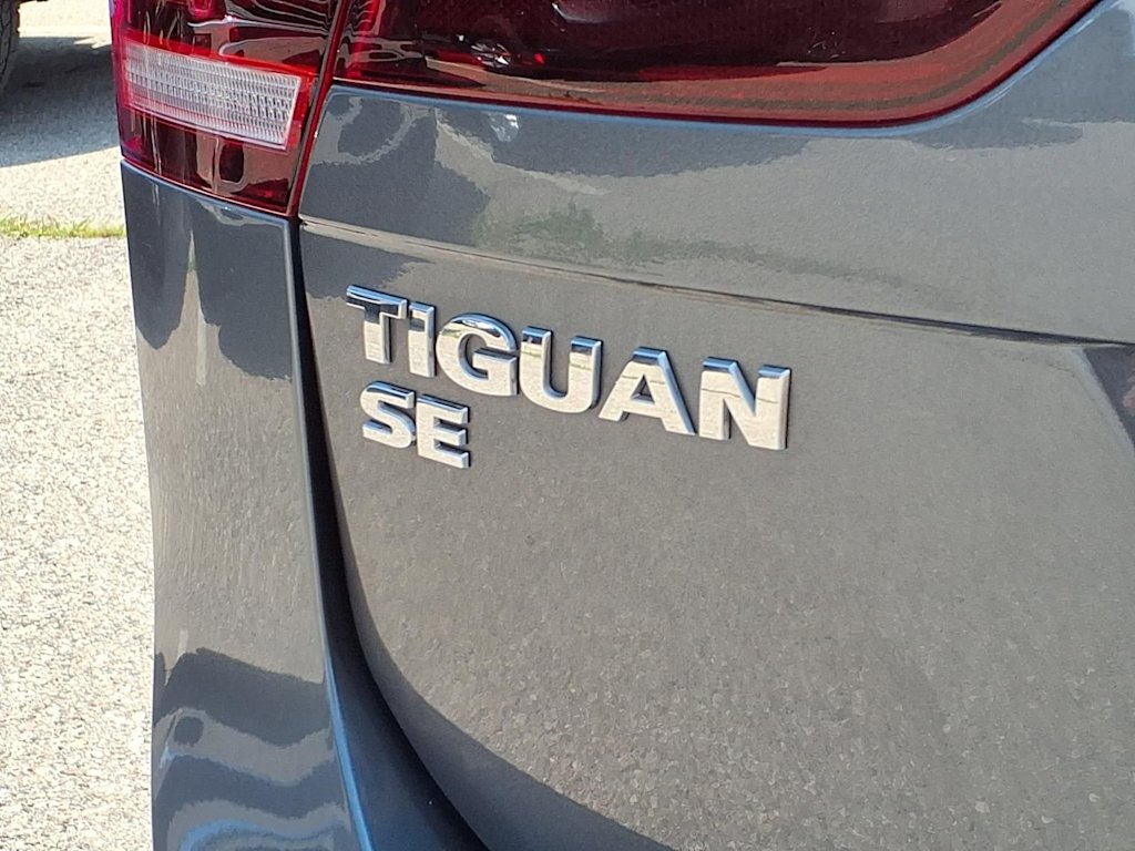 Thumbnail: 2019 Volkswagen Tiguan - 6