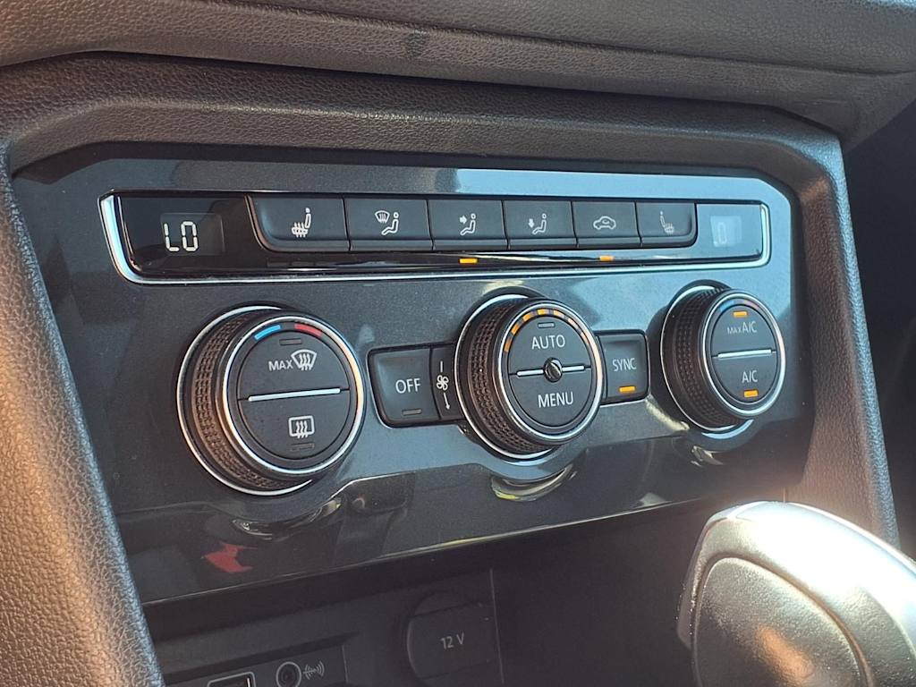 Thumbnail: 2019 Volkswagen Tiguan - 26