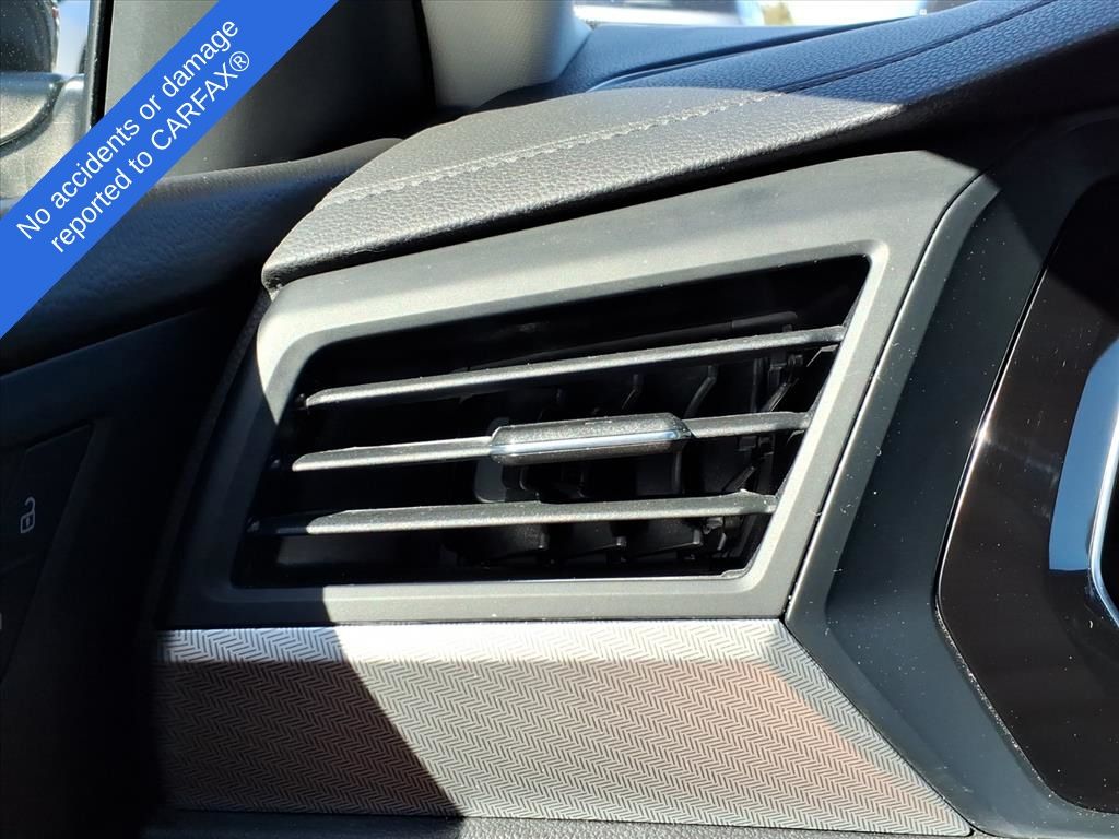 Thumbnail: 2023 Volkswagen Jetta - 25
