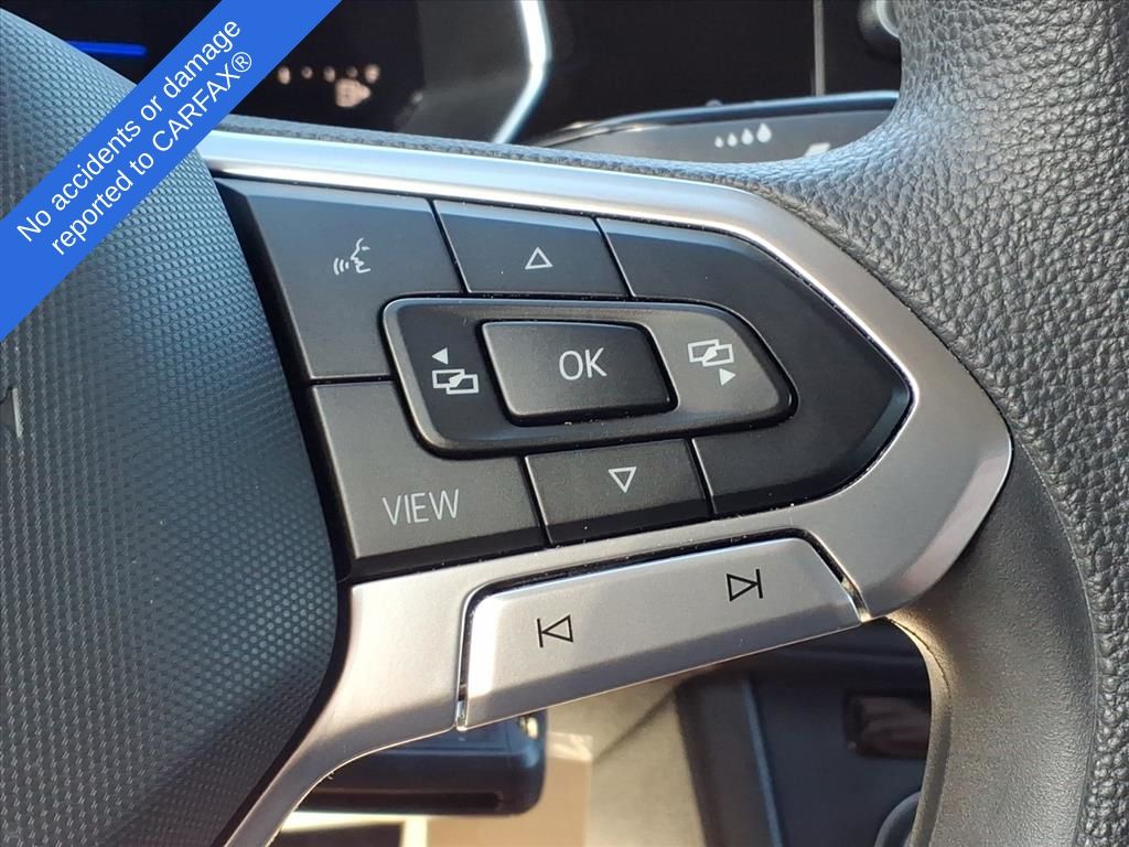 Thumbnail: 2023 Volkswagen Jetta - 21