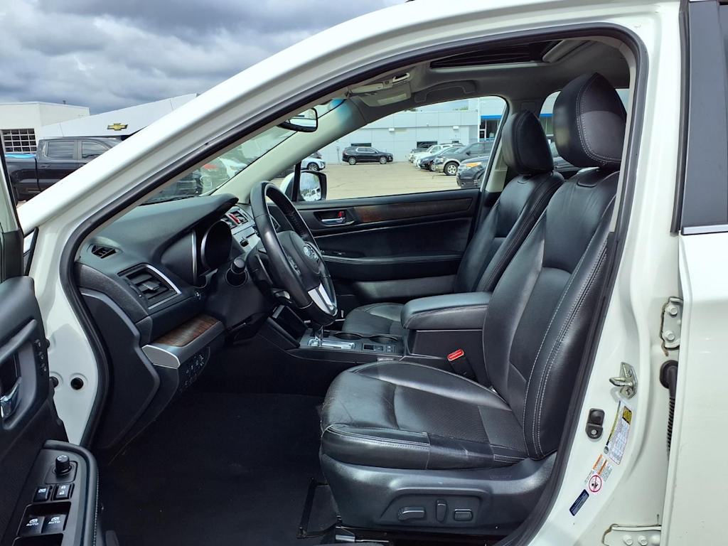 Thumbnail: 2015 Subaru Outback - 9