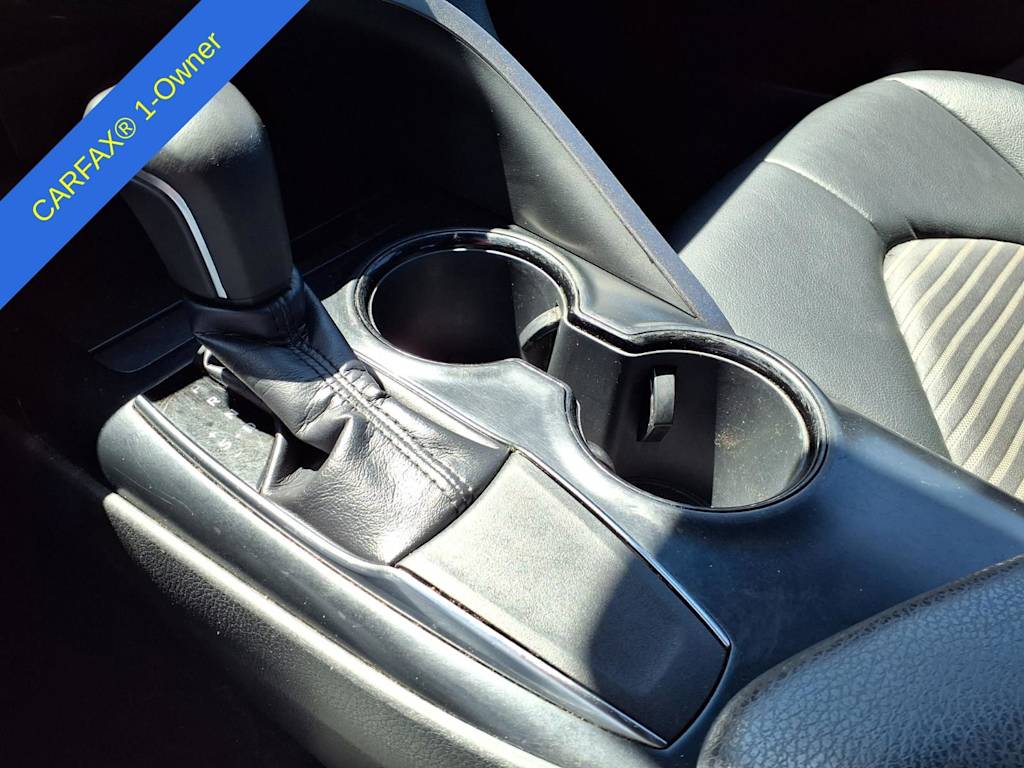Thumbnail: 2019 Toyota Camry - 24