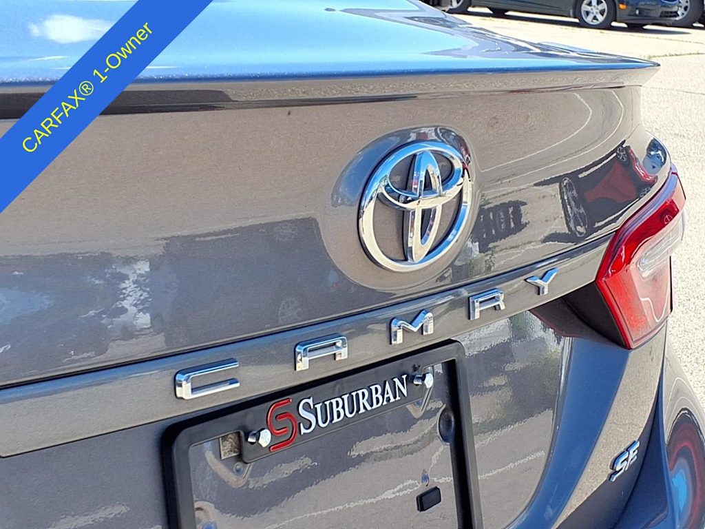 Thumbnail: 2019 Toyota Camry - 16