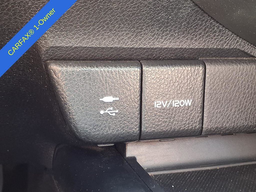 Thumbnail: 2019 Toyota Camry - 25