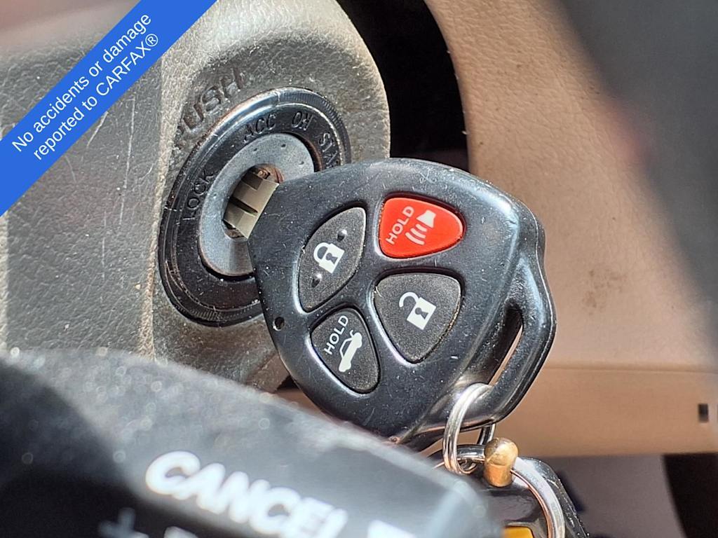 Thumbnail: 2011 Toyota Camry - 28