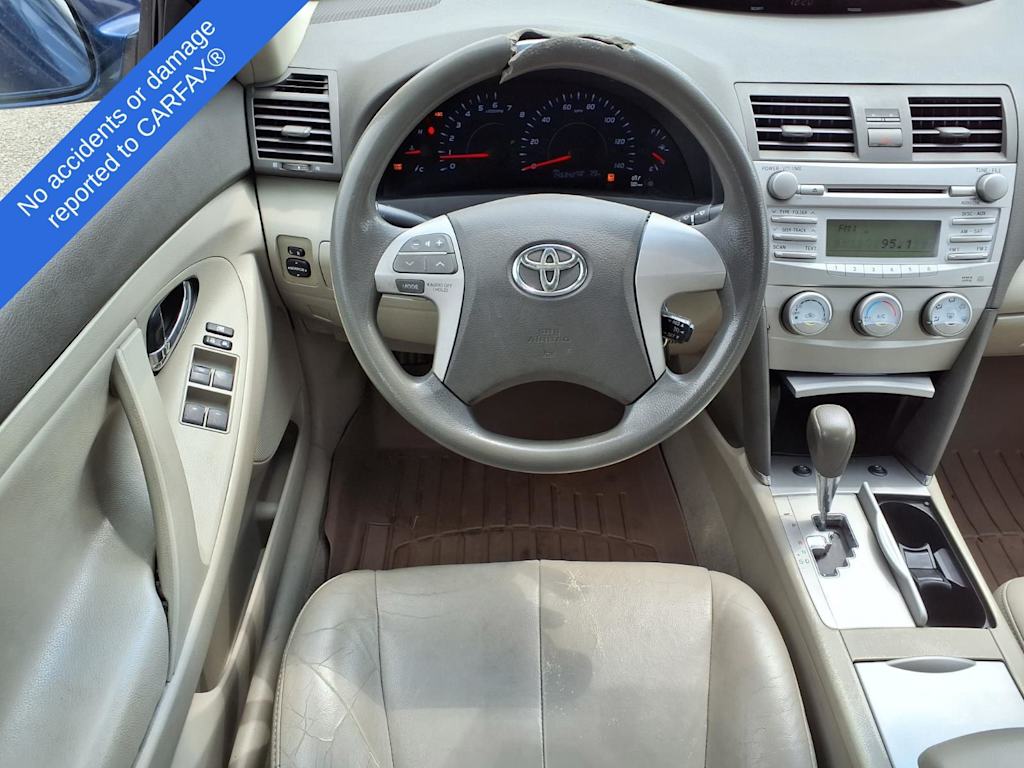 Thumbnail: 2011 Toyota Camry - 8