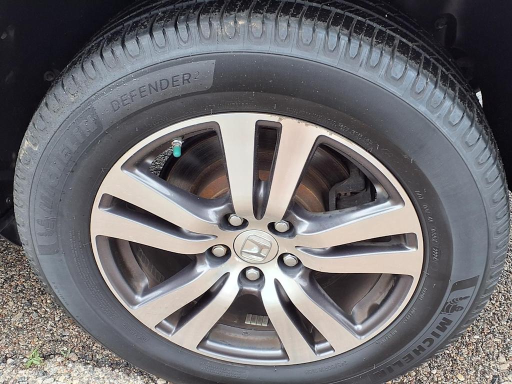 Thumbnail: 2016 Honda Pilot - 8