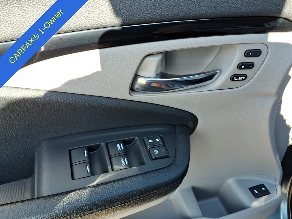 Thumbnail: 2018 Honda Pilot - 21
