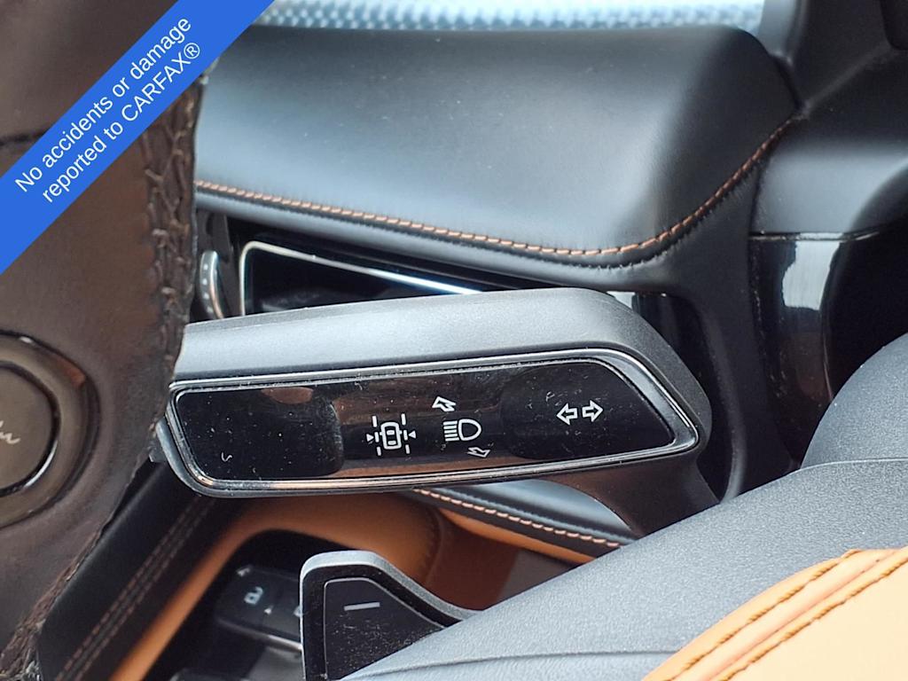Thumbnail: 2023 Lincoln Aviator - 24