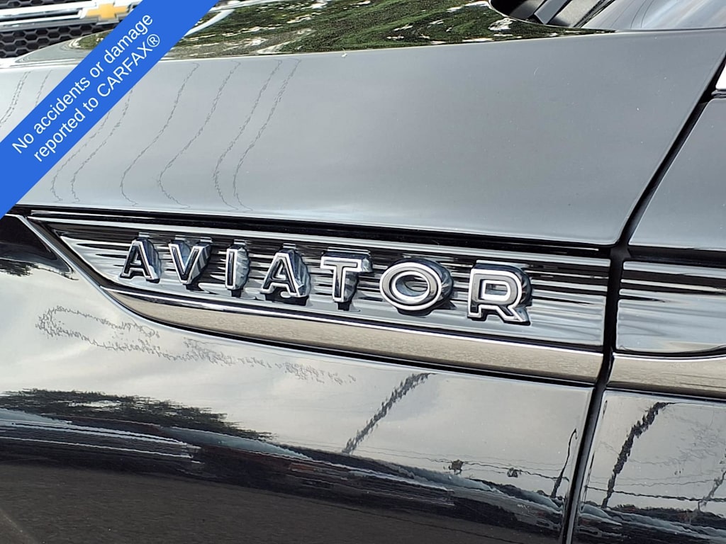 Thumbnail: 2023 Lincoln Aviator - 7