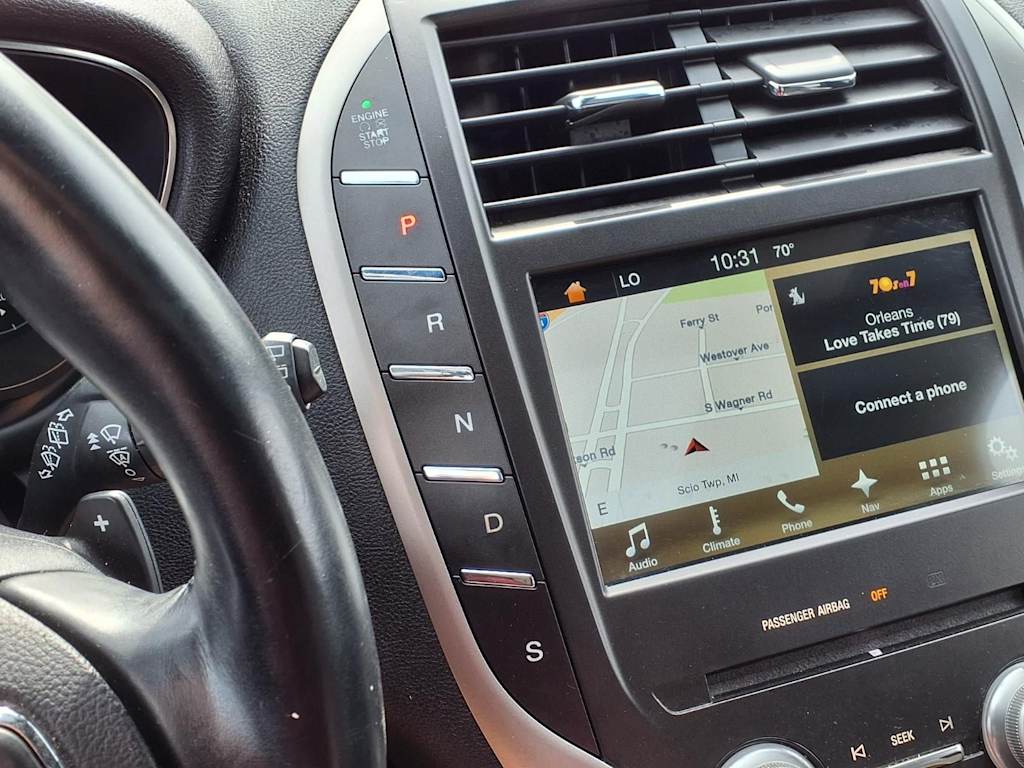 Thumbnail: 2016 Lincoln MKC - 27