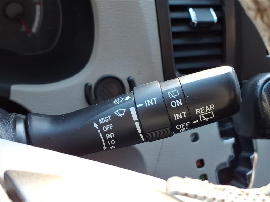 Thumbnail: 2013 Toyota Sienna - 22