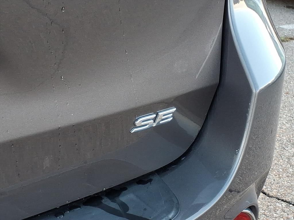 Thumbnail: 2013 Toyota Sienna - 7