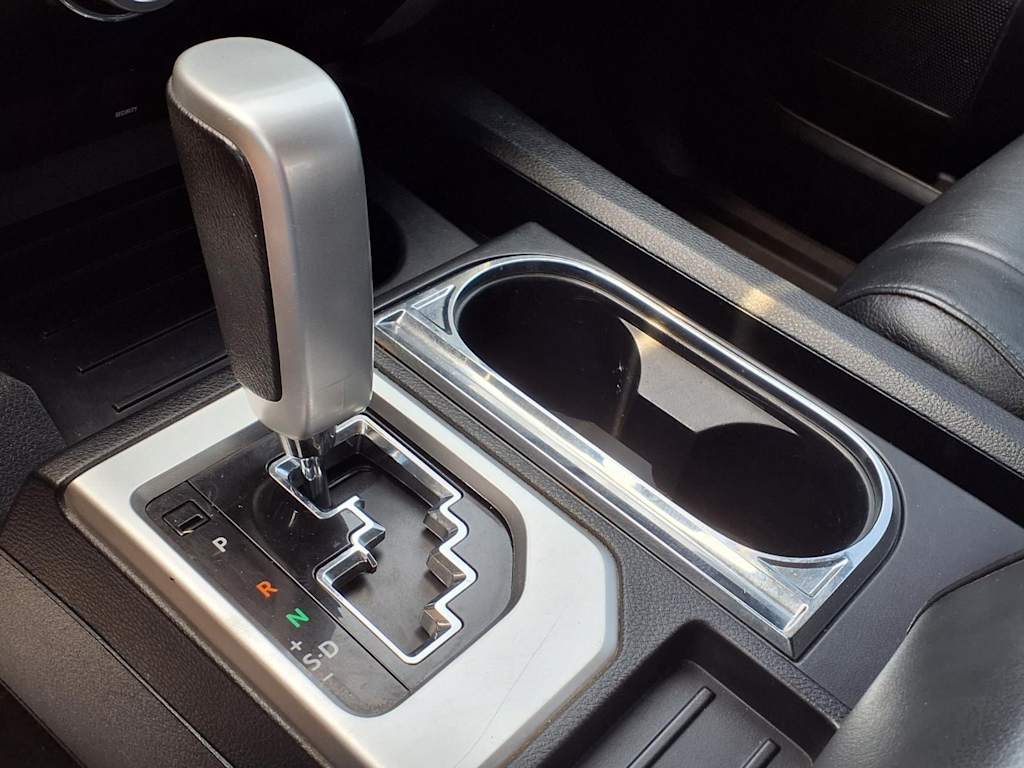 Thumbnail: 2018 Toyota Tundra - 11
