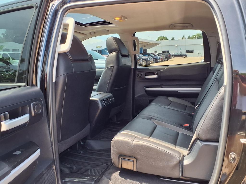 Thumbnail: 2018 Toyota Tundra - 9