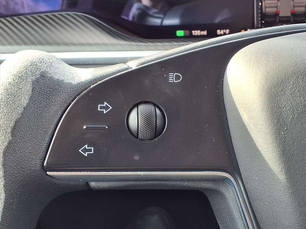 Thumbnail: 2022 Tesla Model X - 27