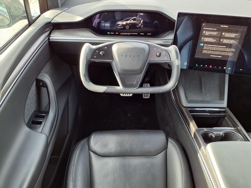 Thumbnail: 2022 Tesla Model X - 8