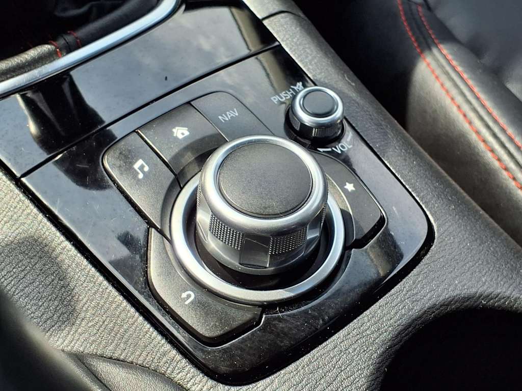 Thumbnail: 2014 Mazda Mazda3 - 26