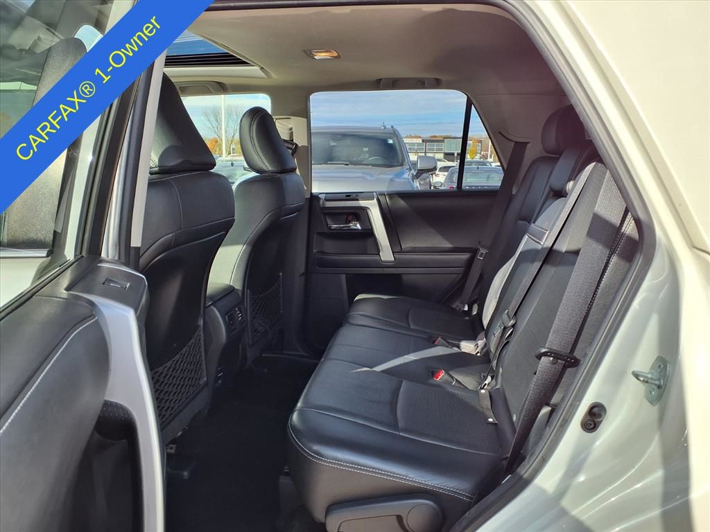 Thumbnail: 2016 Toyota 4Runner - 10