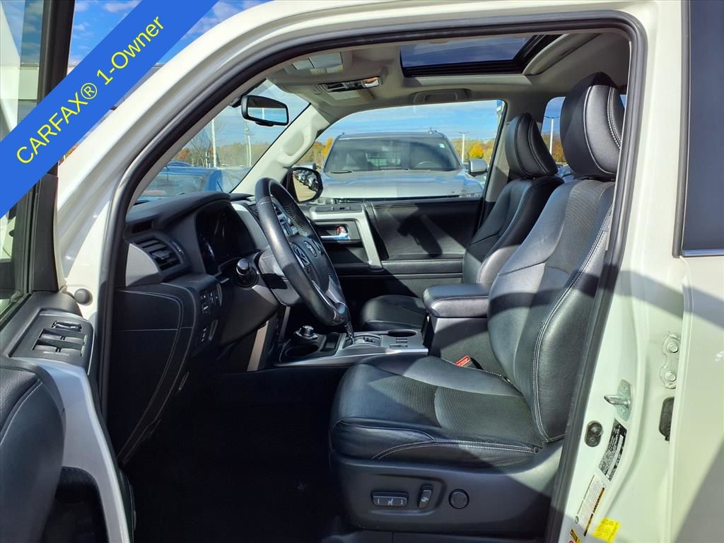 Thumbnail: 2016 Toyota 4Runner - 9