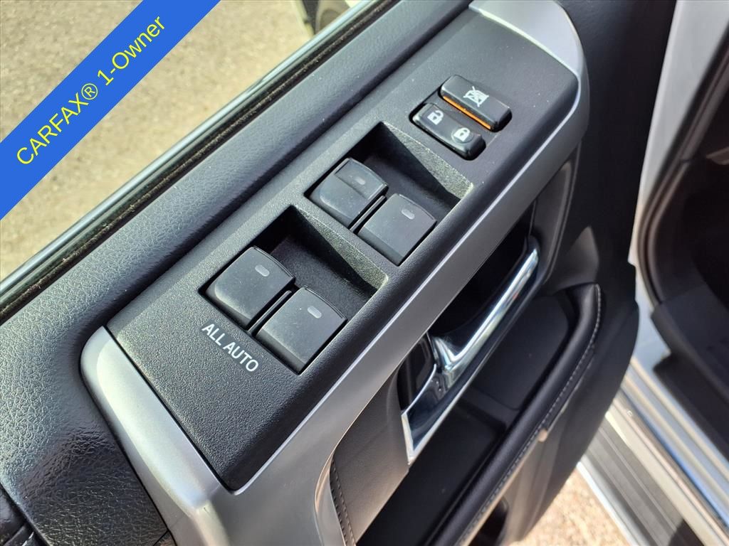 Thumbnail: 2016 Toyota 4Runner - 19