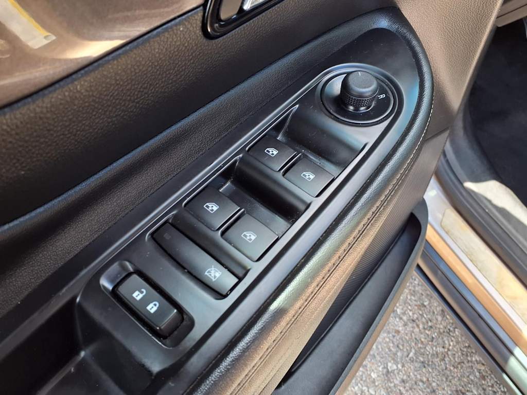 Thumbnail: 2019 Buick Encore - 20