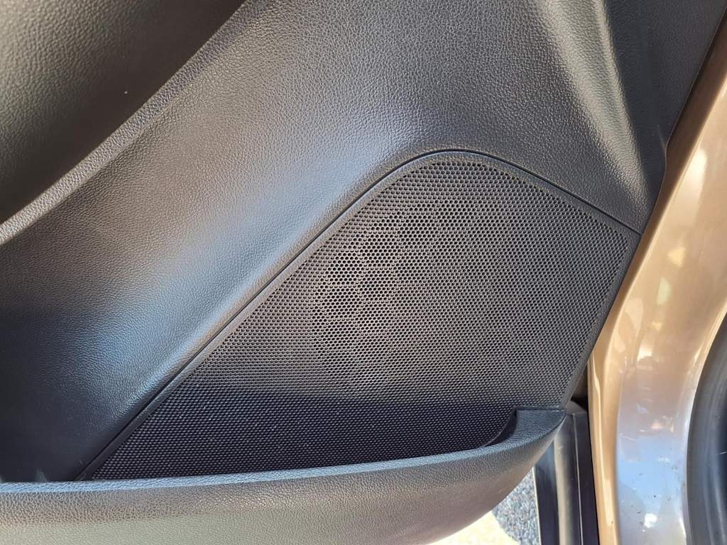 Thumbnail: 2019 Buick Encore - 21