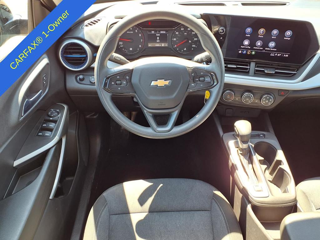 Thumbnail: 2024 Chevrolet Trax - 9