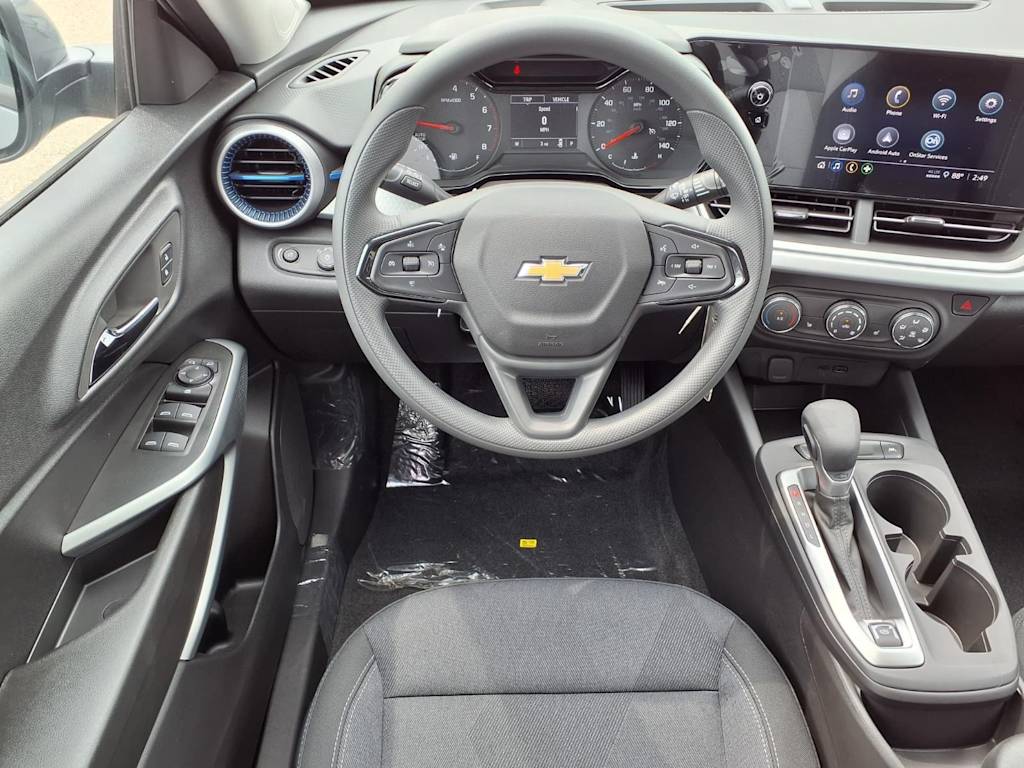Thumbnail: 2026 Chevrolet Trax - 7