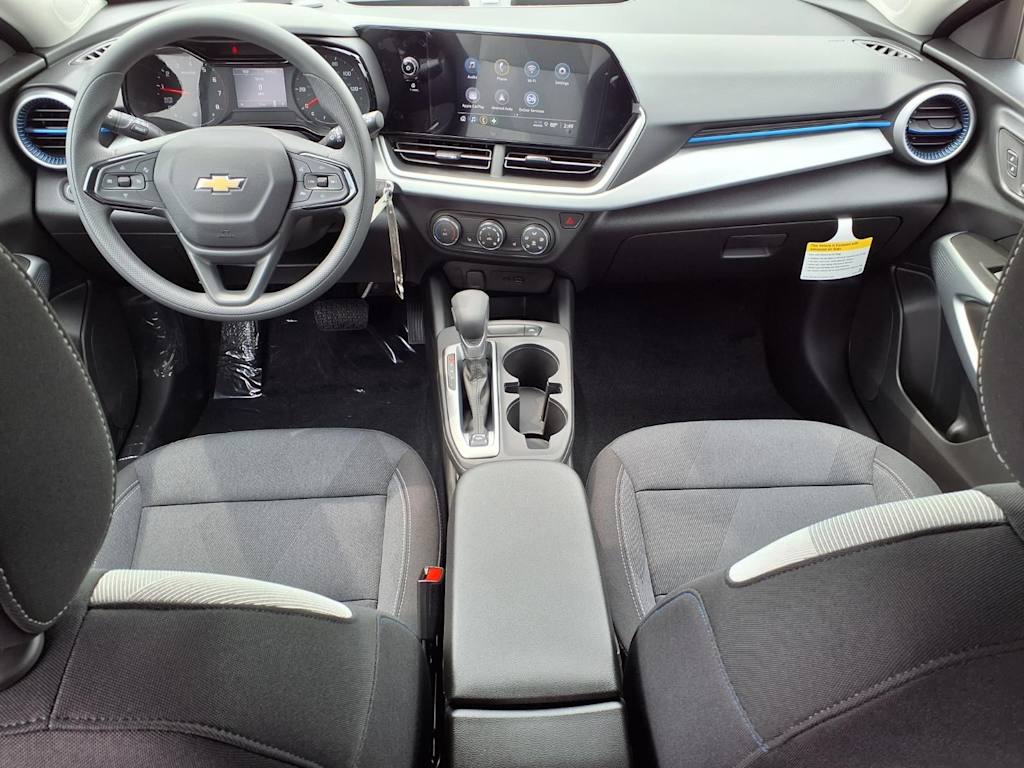 Thumbnail: 2026 Chevrolet Trax - 2