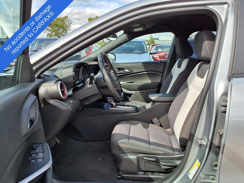 Thumbnail: 2024 Chevrolet Trax - 10