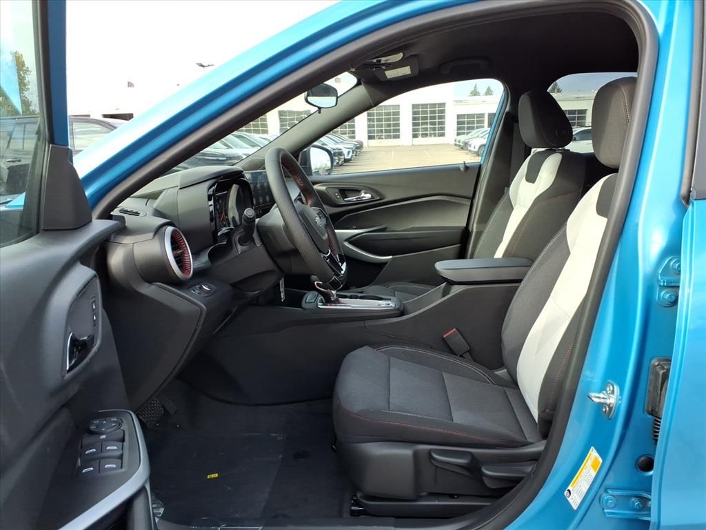 Thumbnail: 2026 Chevrolet Trax - 8