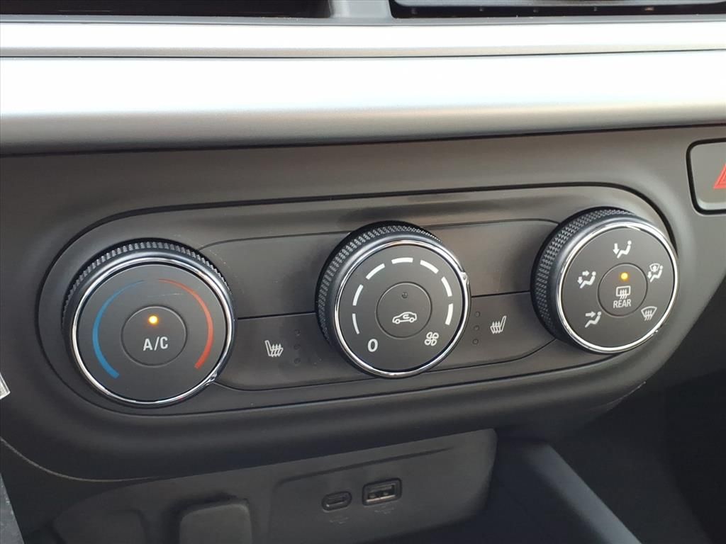 Thumbnail: 2026 Chevrolet Trax - 21