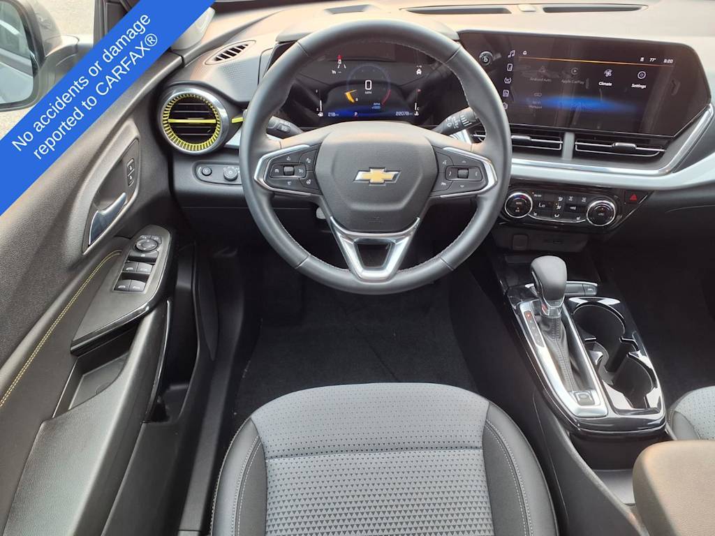 Thumbnail: 2024 Chevrolet Trax - 9