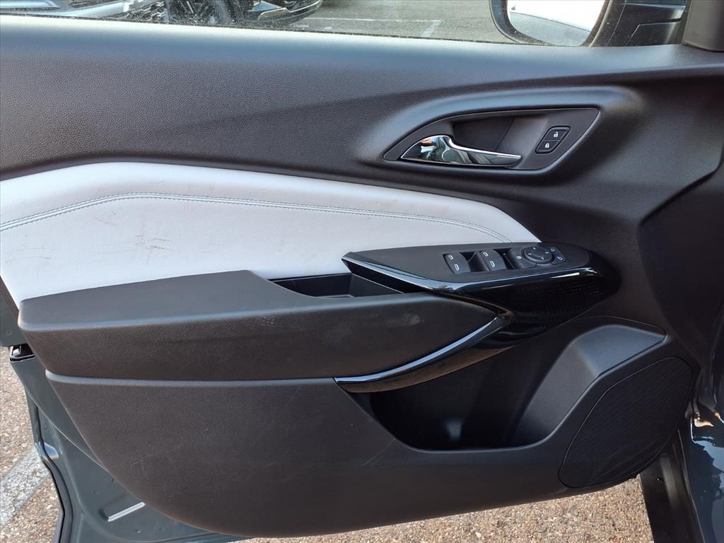 Thumbnail: 2026 Chevrolet Trax - 18