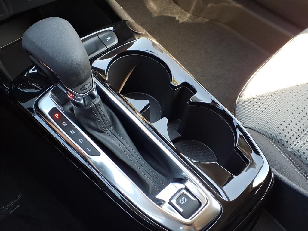 Thumbnail: 2025 Chevrolet Trax - 11