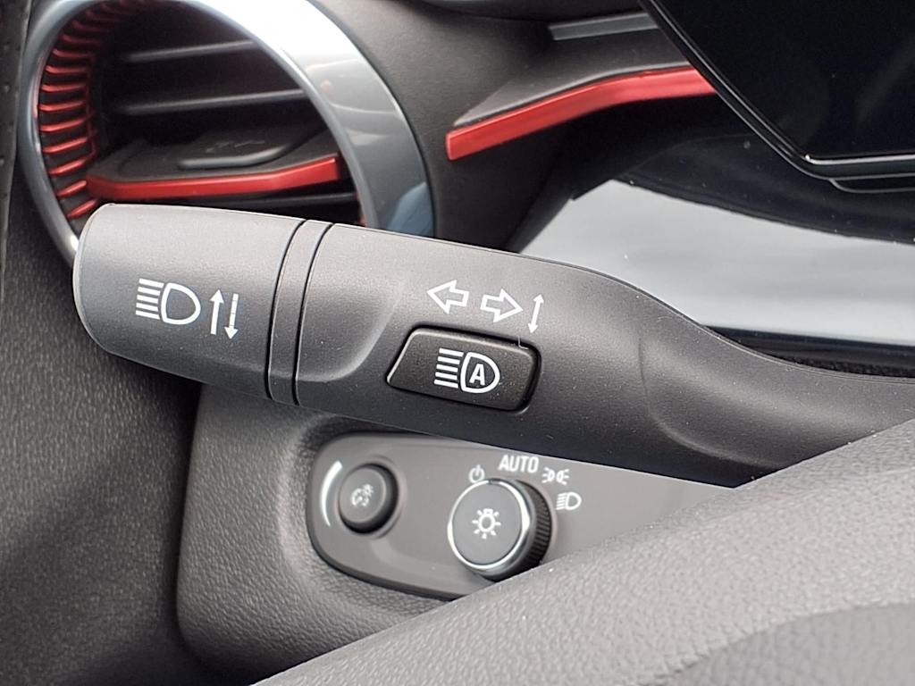 Thumbnail: 2026 Chevrolet Trax - 9